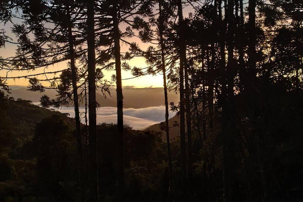 Chalet Da Montanha, Morro Da Igreja